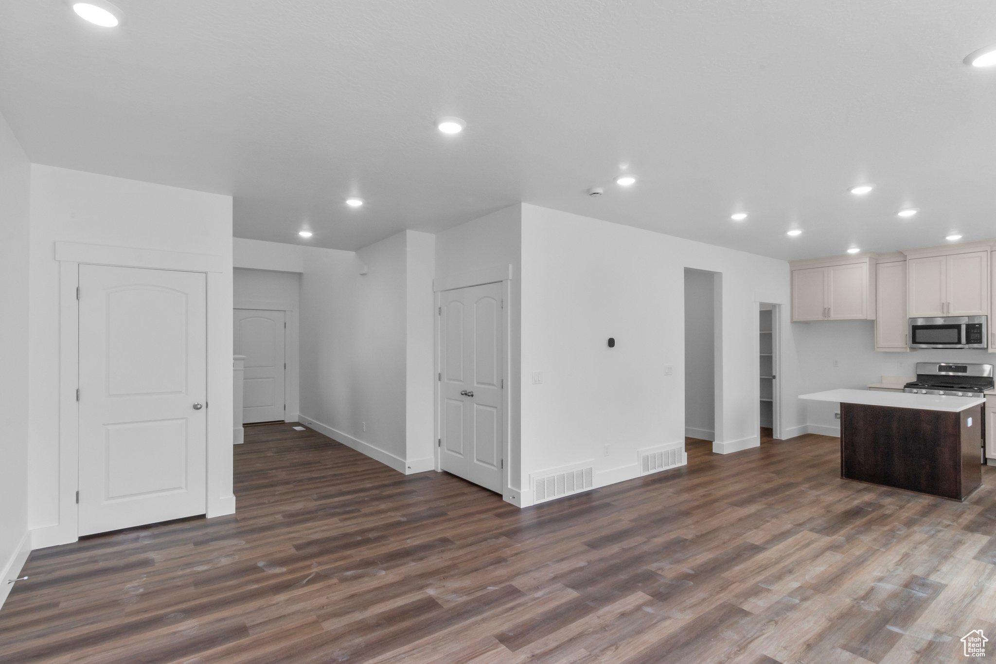 NORTH POINT - Residential