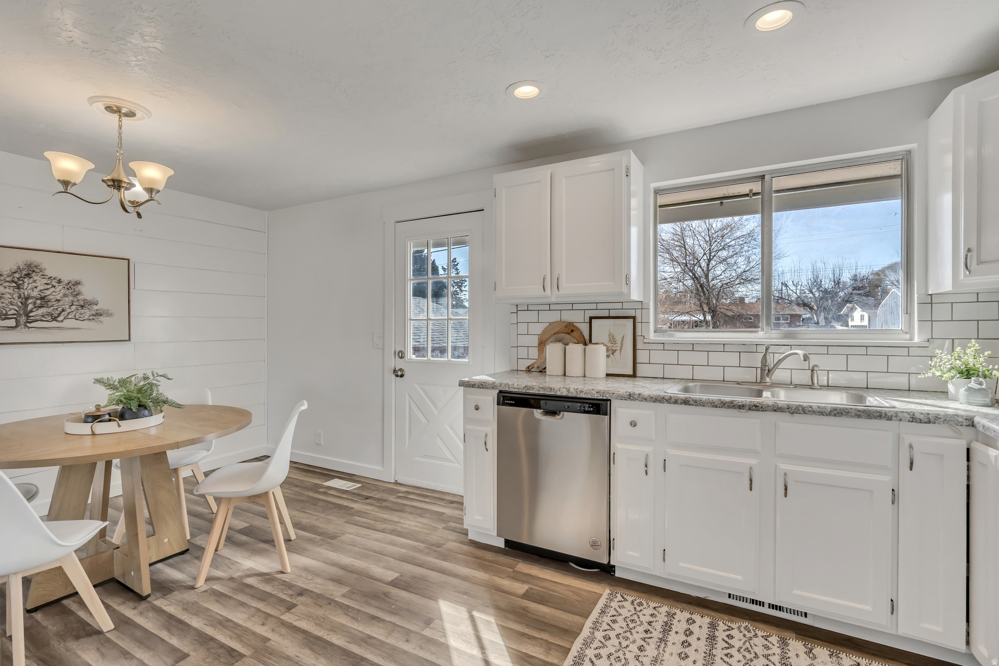 BEN VIEW SUB - Residential