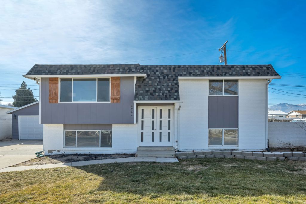 Photo of 4247 W MIDWAY DR, West Valley City, UT 84120 (MLS # 2136804)
