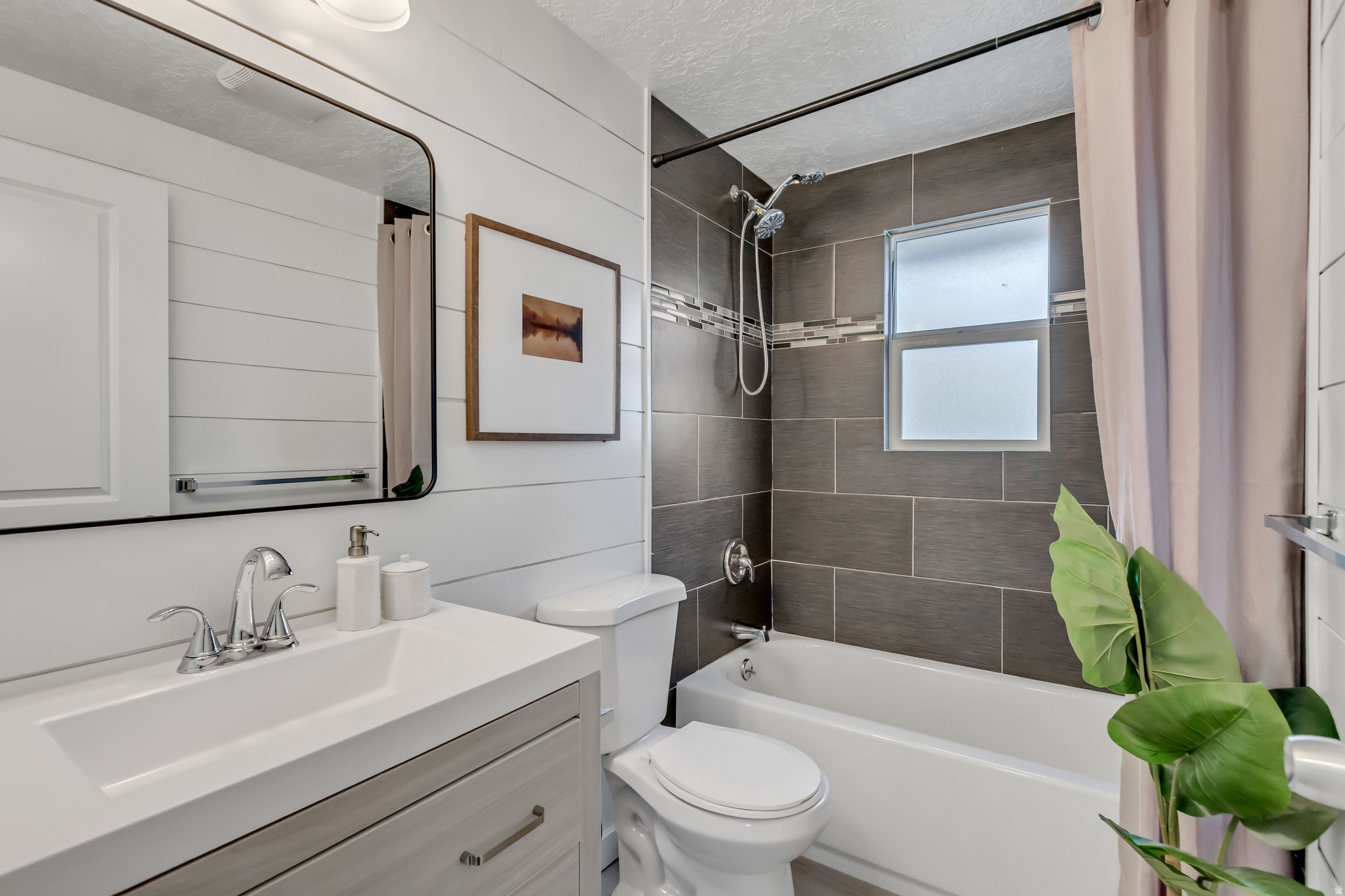 BEN VIEW SUB - Residential