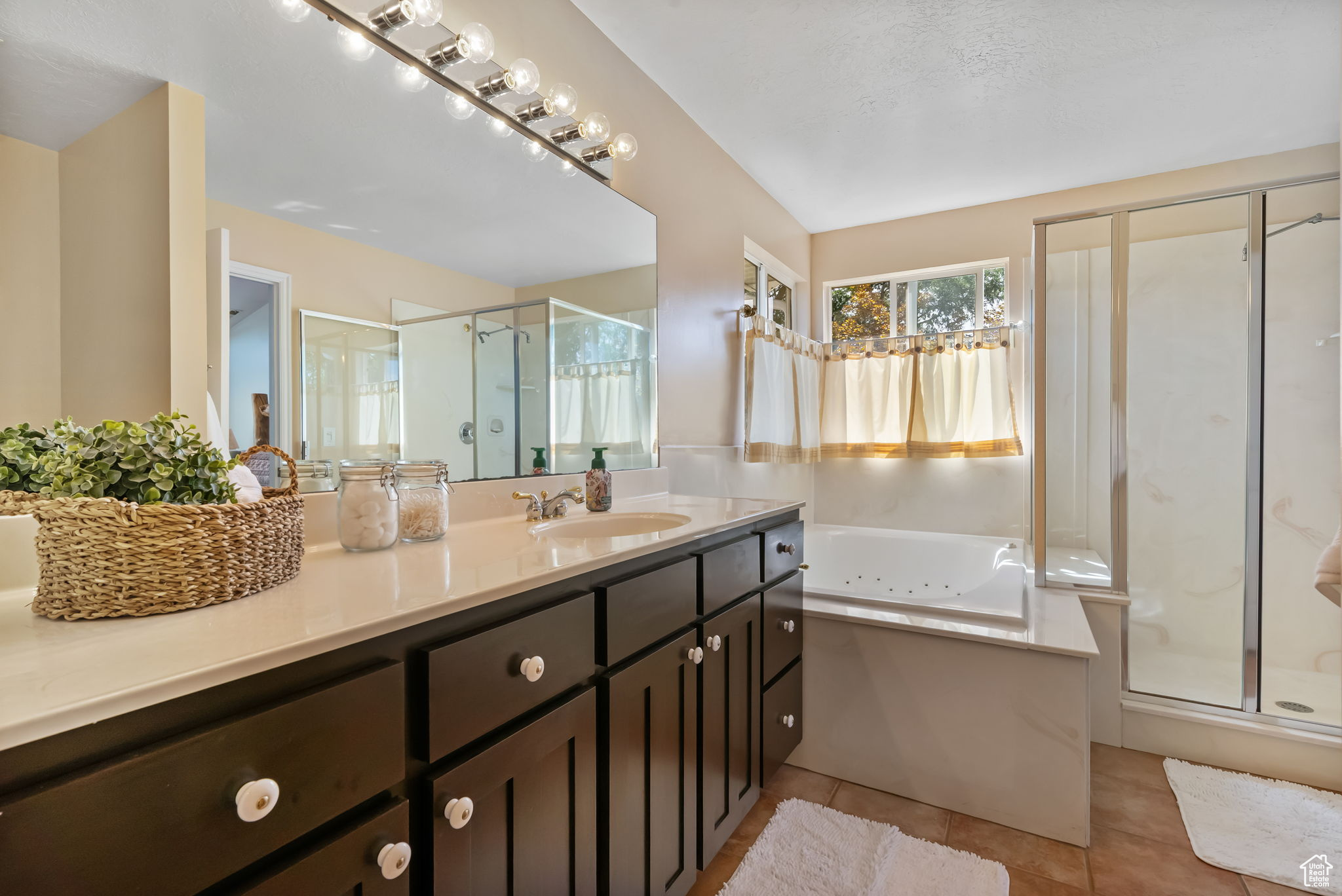 EDENBROOK - Residential