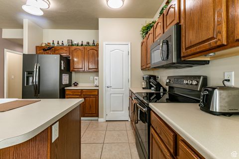 Tiny photo for 3174 S PARK COMMONS WAY W, West Valley City, UT 84120 (MLS # 2115743)