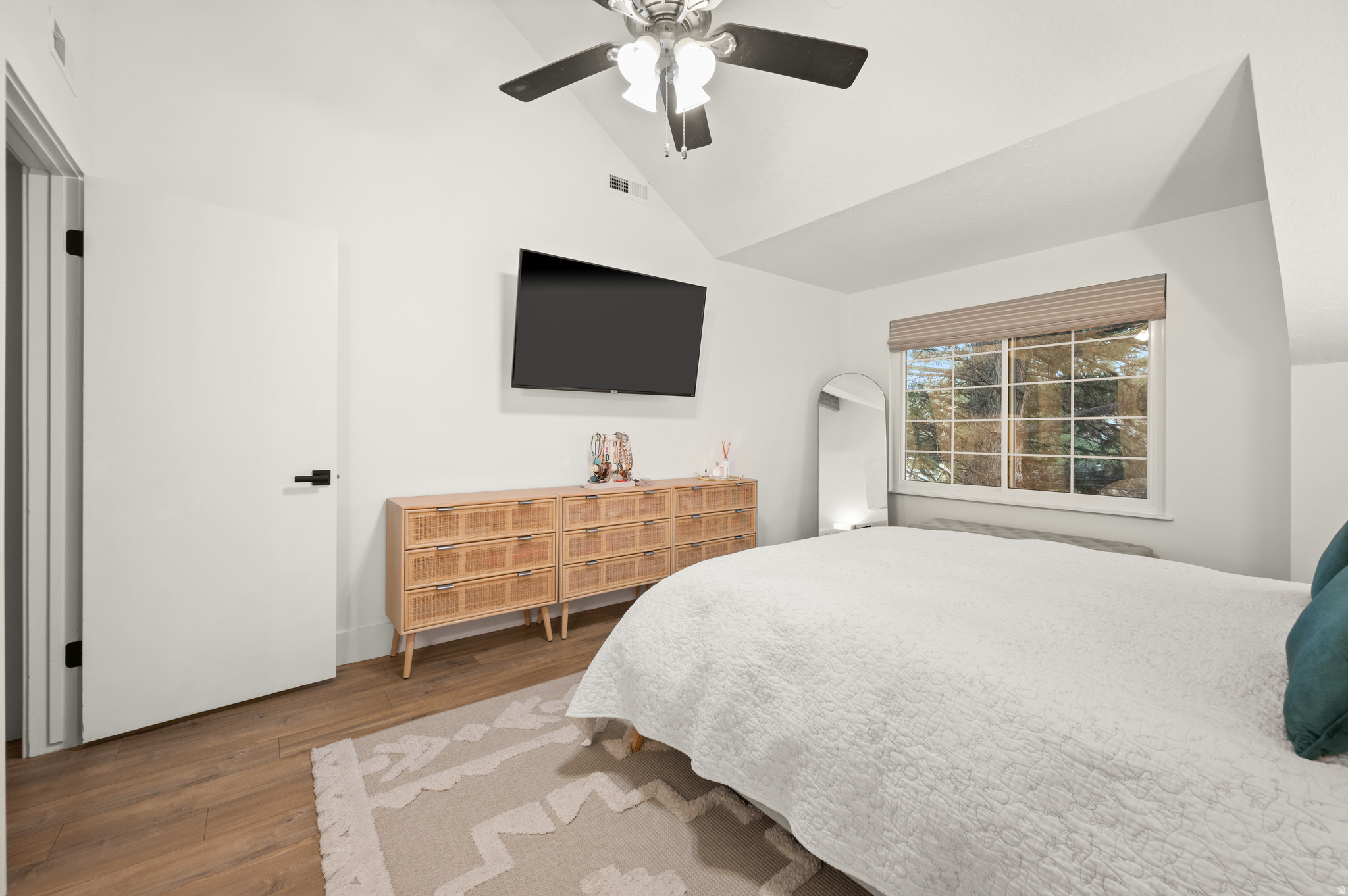 COUNTRYSIDE - Residential