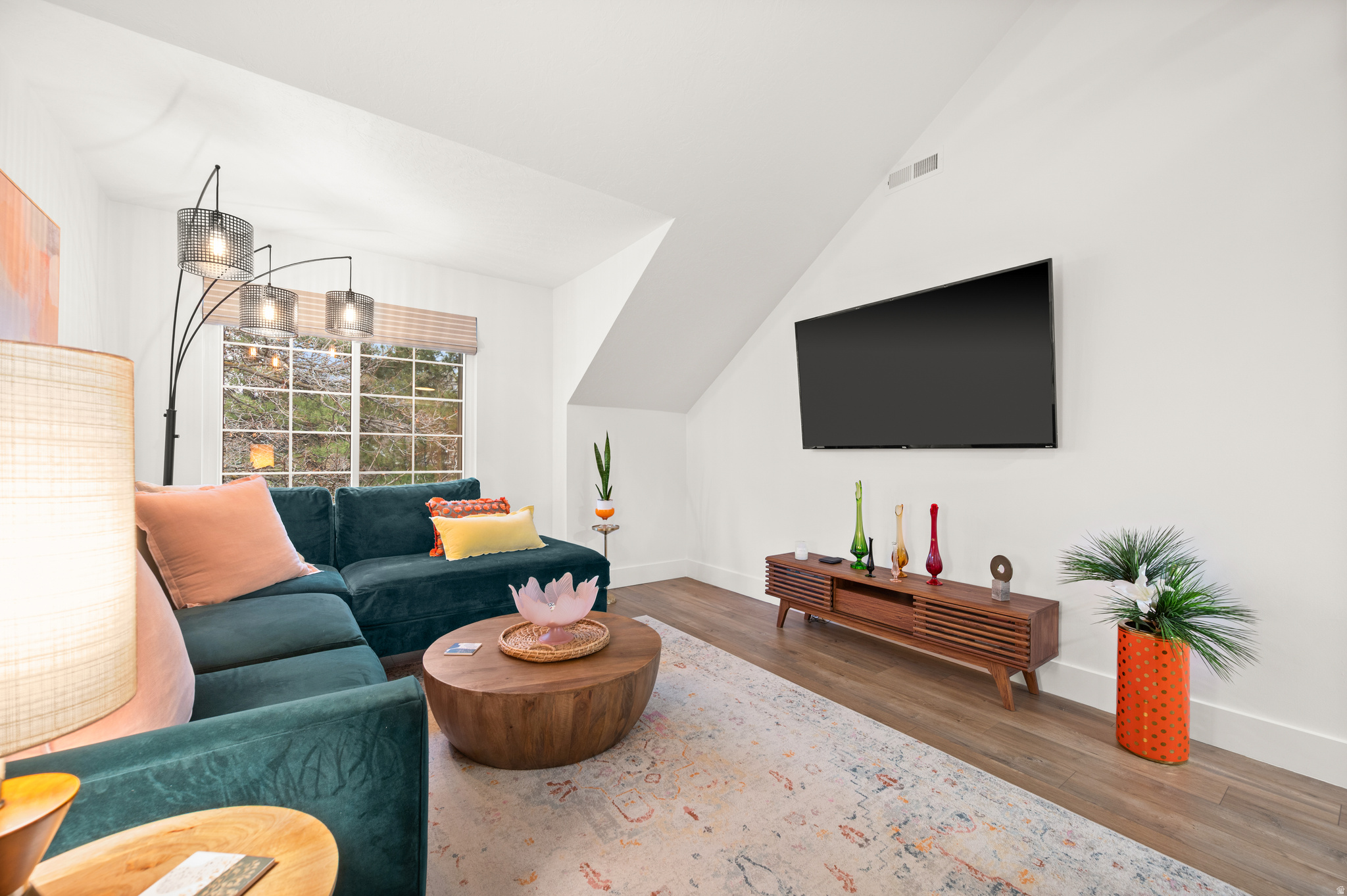 COUNTRYSIDE - Residential