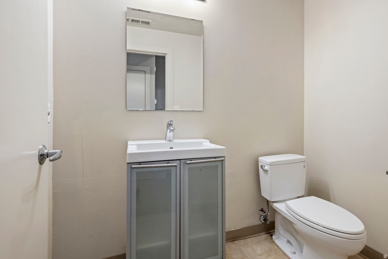 ANGELINA'S CORNER - Residential