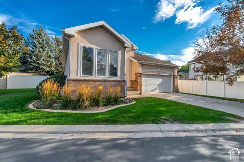 Tiny photo for 1962 E INNSBRUCK WAY S, Holladay, UT 84121 (MLS # 2189953)