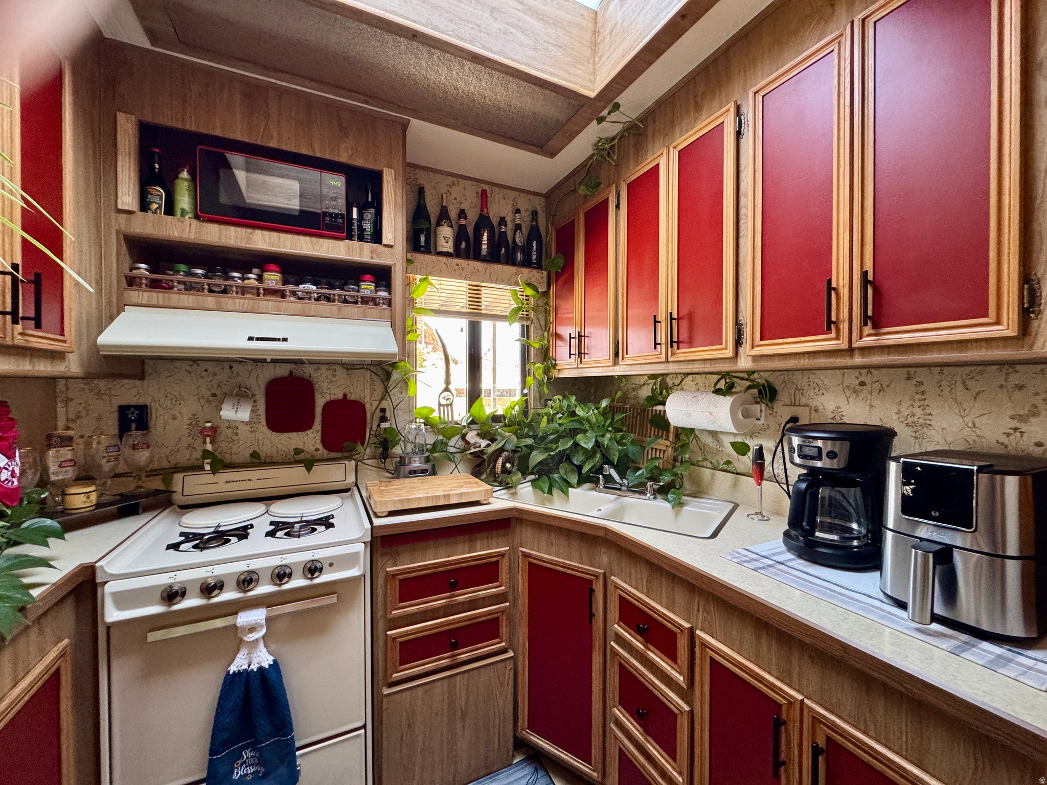 CANYON BREEZE RV RESORT - Residential
