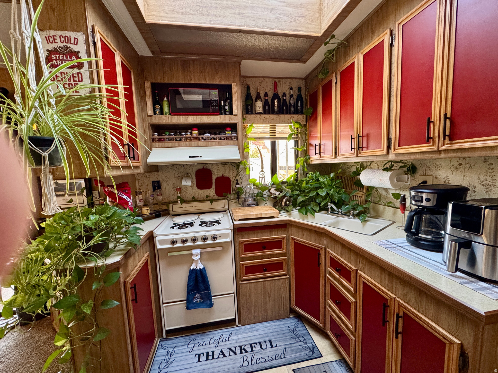 CANYON BREEZE RV RESORT - Residential