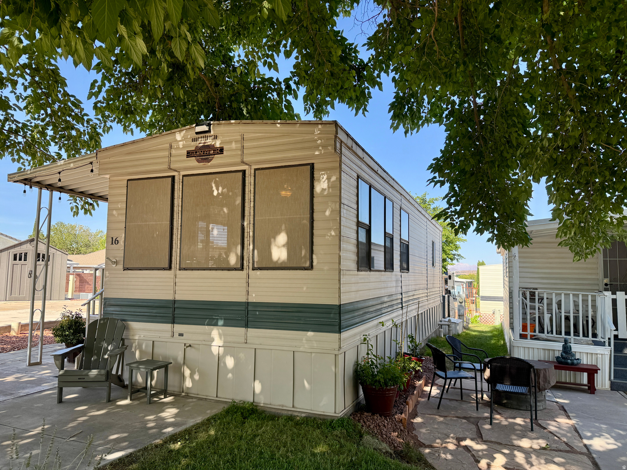 CANYON BREEZE RV RESORT - Residential