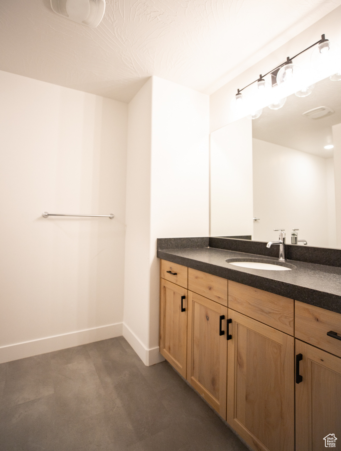 SALEM FIELDS - Residential