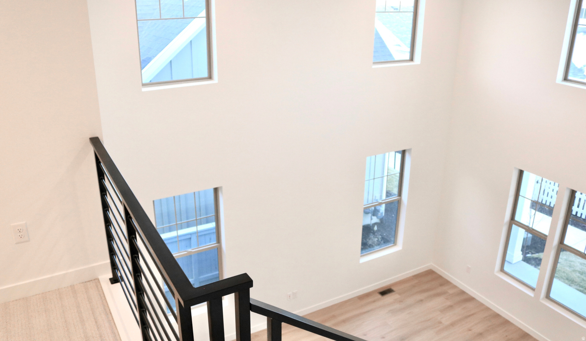 DAYBREAK - Residential