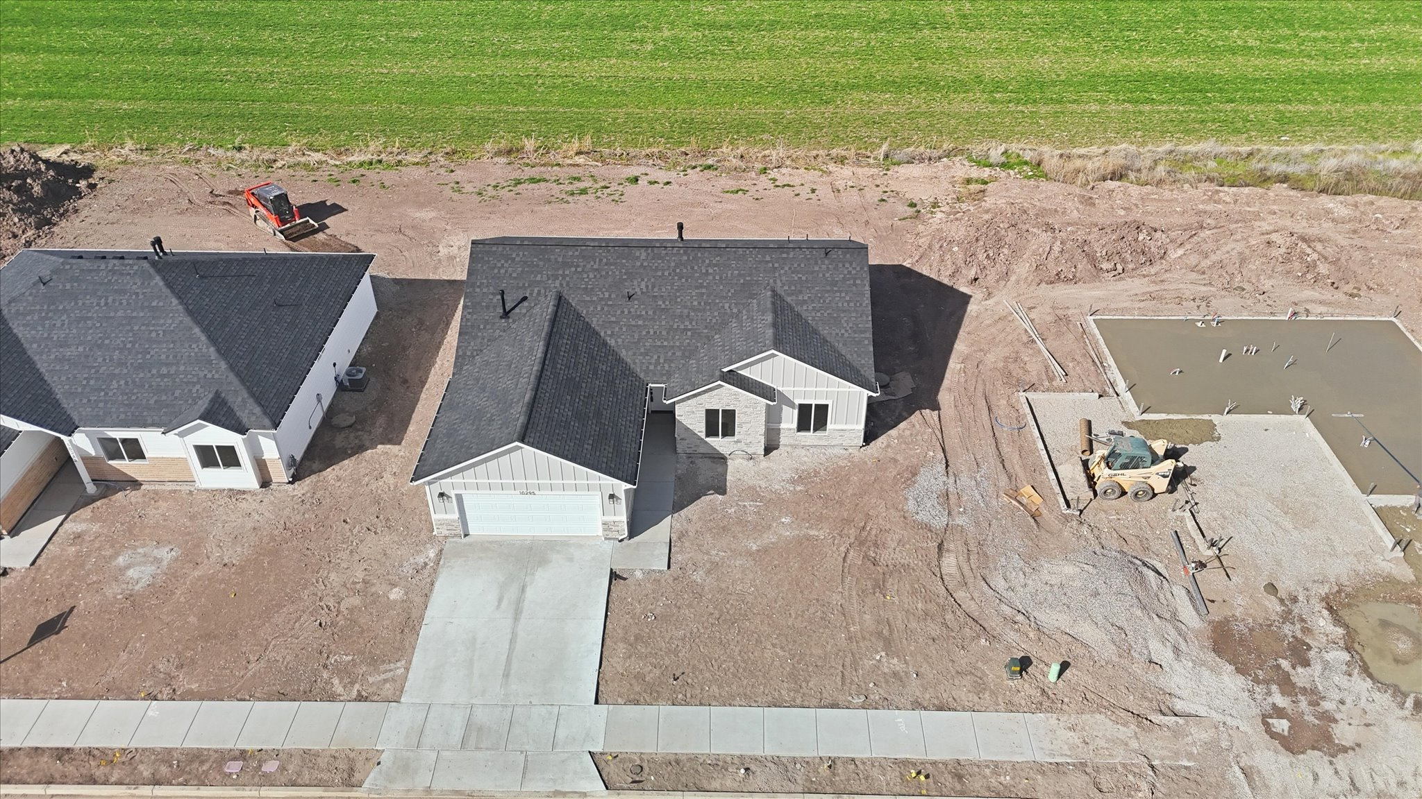 SUNSET VISTA - Residential