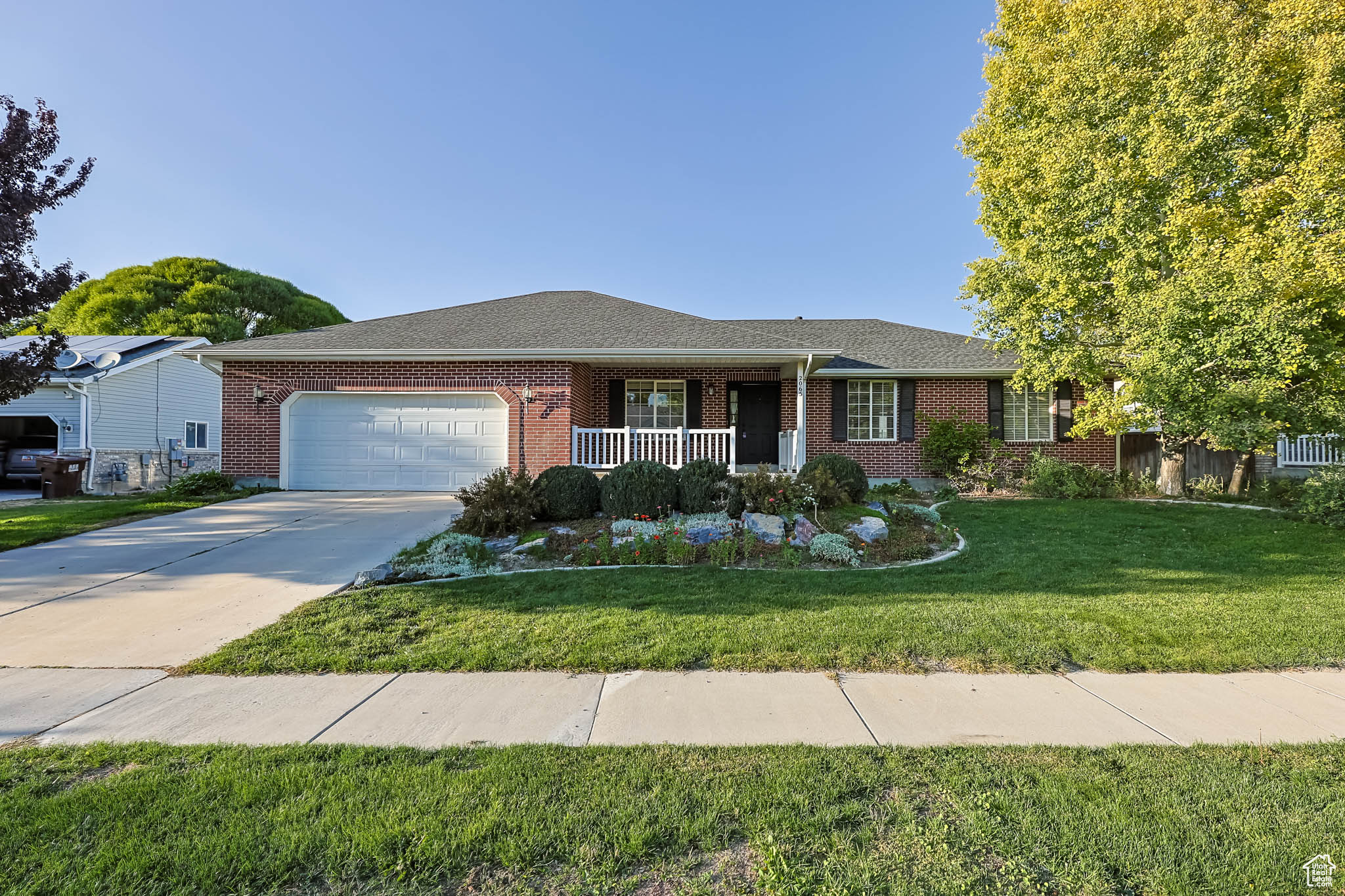 EAGLE POINT - Residential