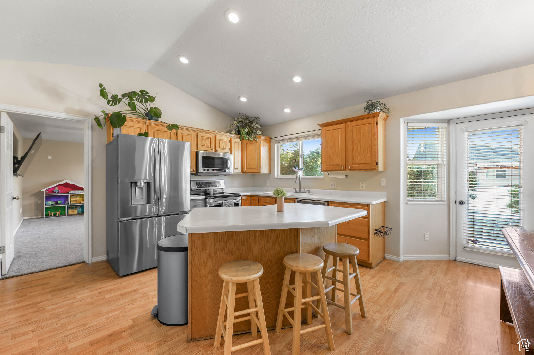 EAGLE POINT - Residential