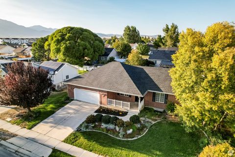 Photo of 2065 E AUTUMN ST, Eagle Mountain, UT 84005 (MLS # 2112693)