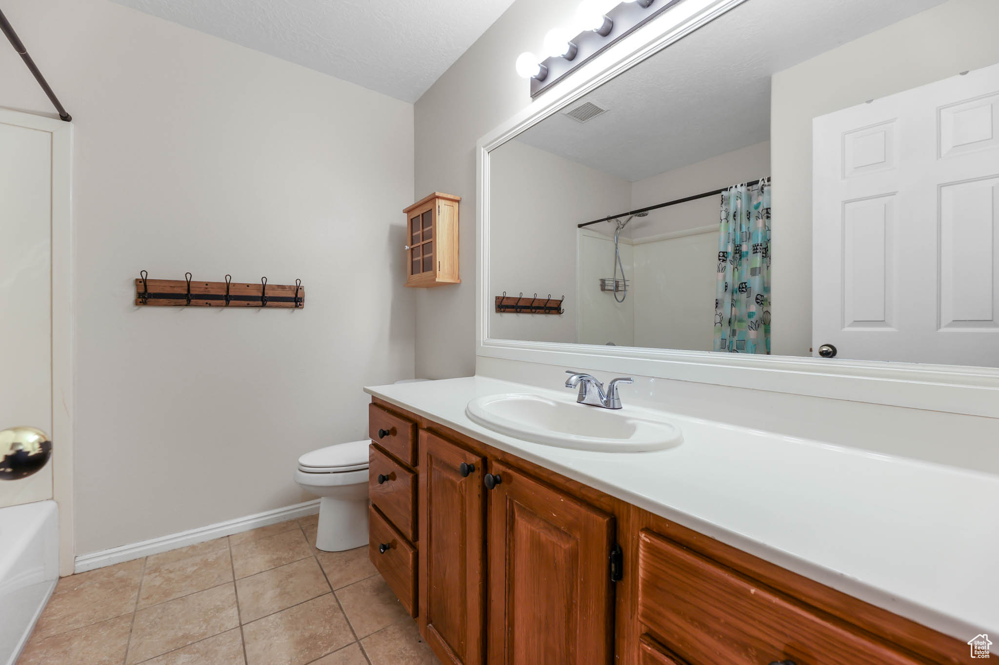 EAGLE POINT - Residential