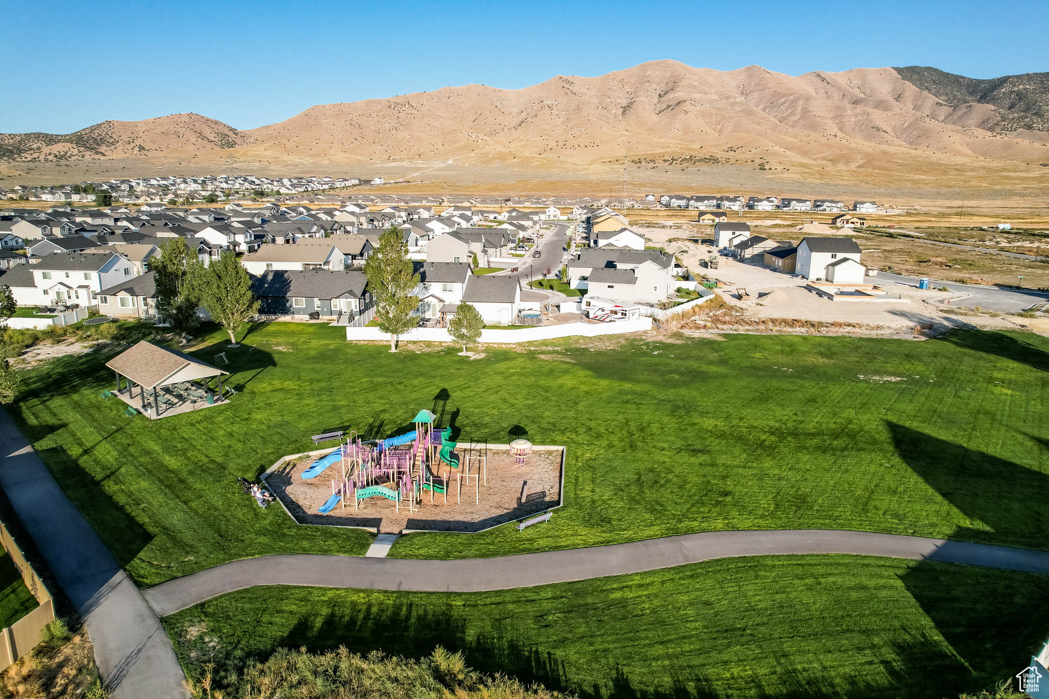 EAGLE POINT - Residential