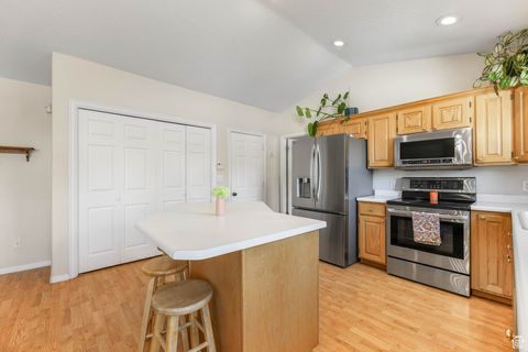 Tiny photo for 2065 E AUTUMN ST, Eagle Mountain, UT 84005 (MLS # 2112693)