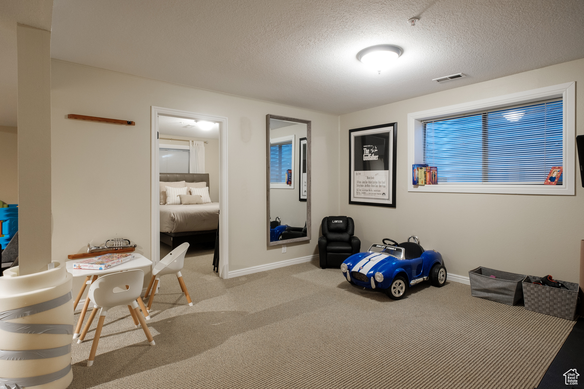 Park City, Utah 84098, United States, 4 Bedrooms Bedrooms, ,4 BathroomsBathrooms,Residential,Pending,8578