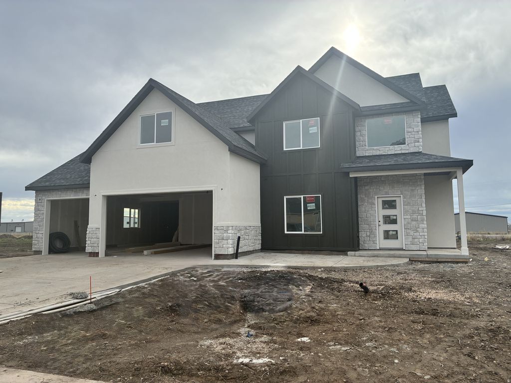 Photo of 1629 W 3125 N, Pleasant View, UT 84414 (MLS # 2142057)