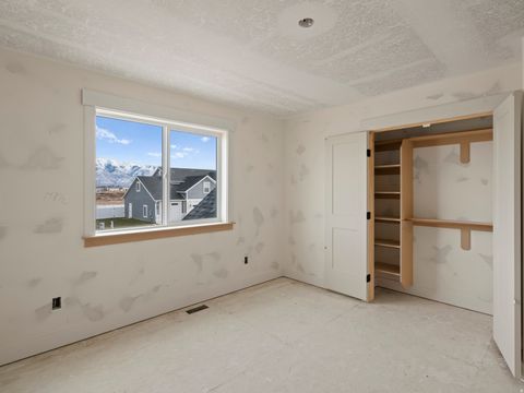 Tiny photo for 1629 W 3125 N, Pleasant View, UT 84414 (MLS # 2142057)