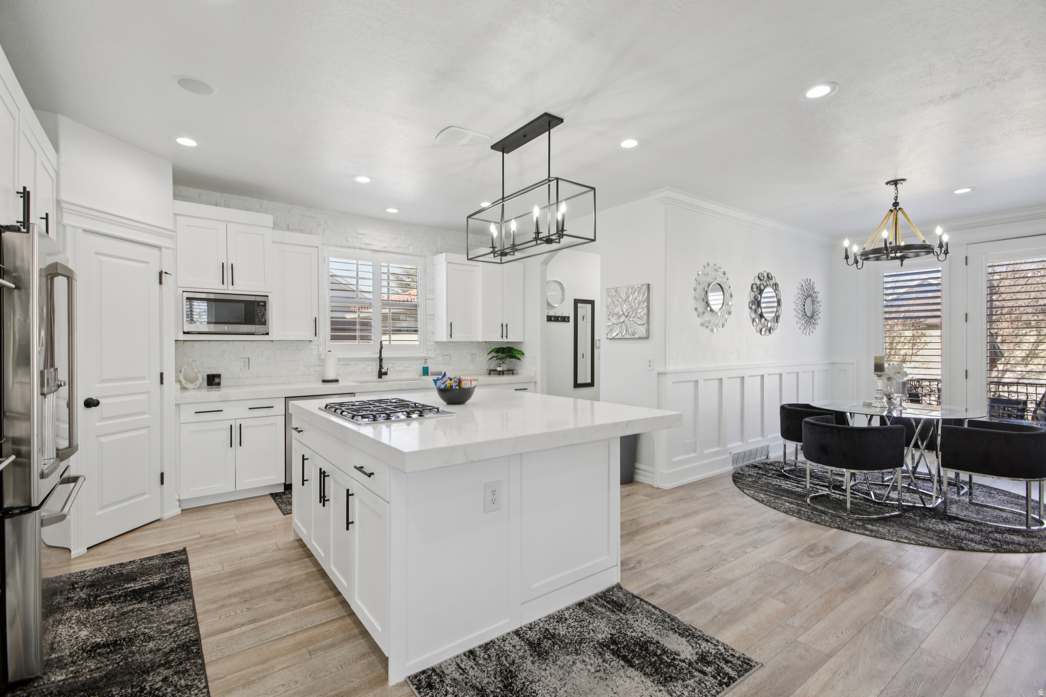 DAYBREAK - Residential