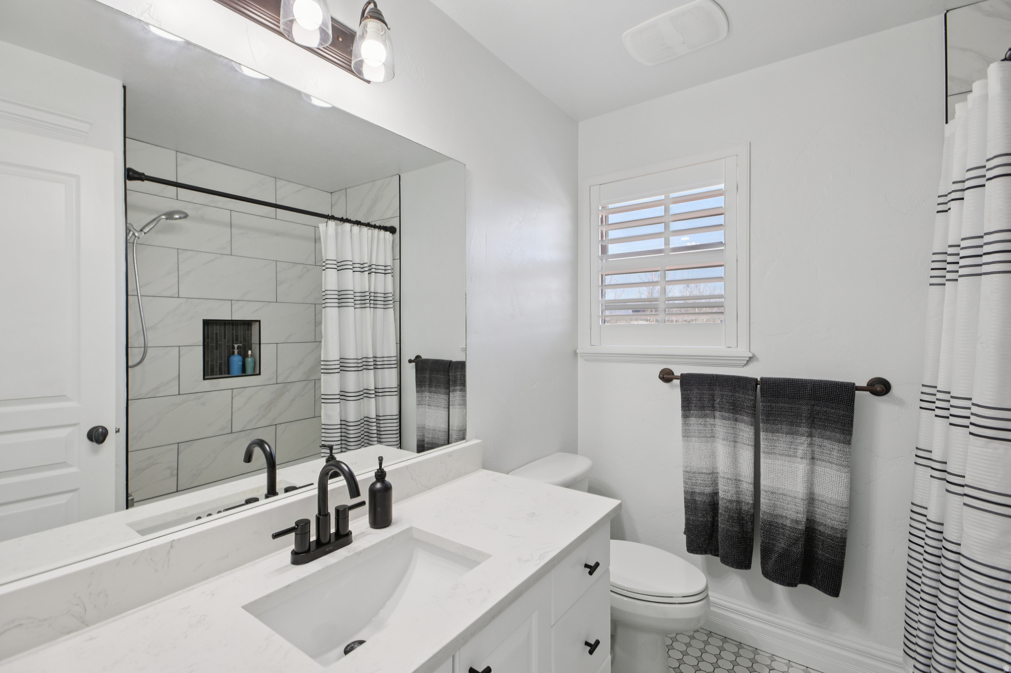 DAYBREAK - Residential