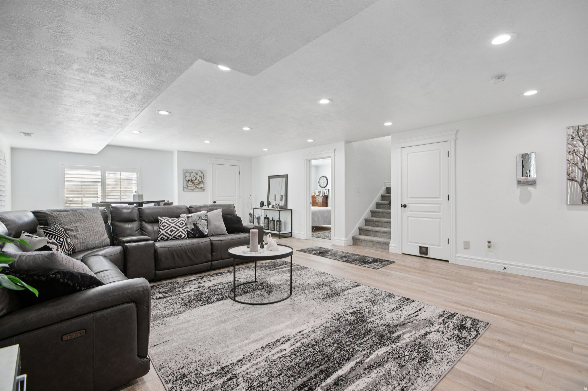 DAYBREAK - Residential