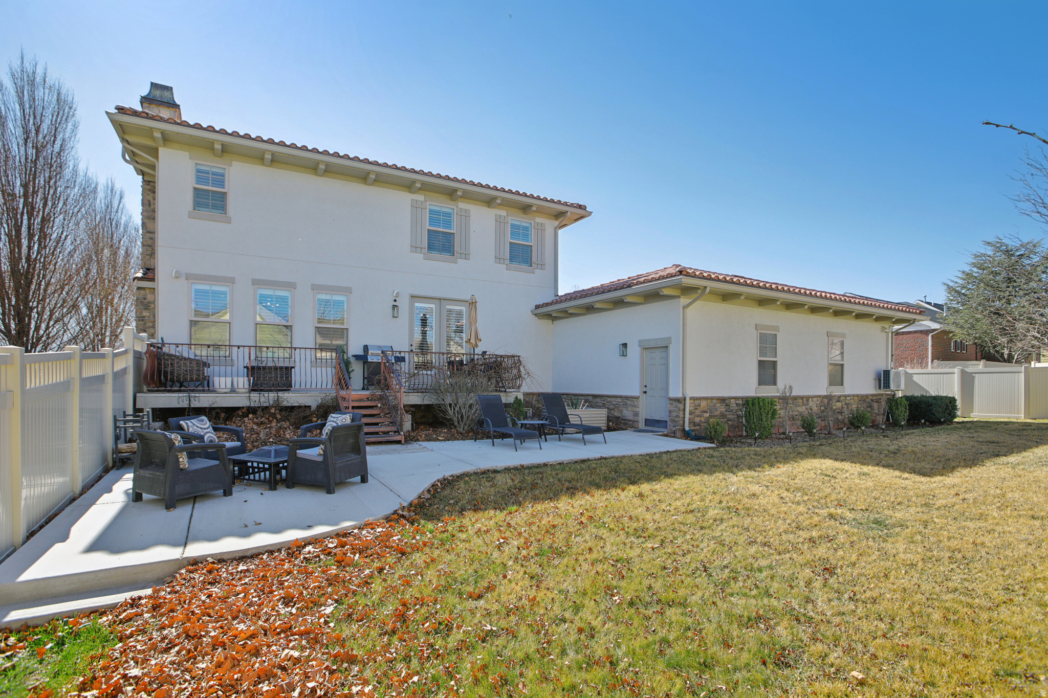 DAYBREAK - Residential