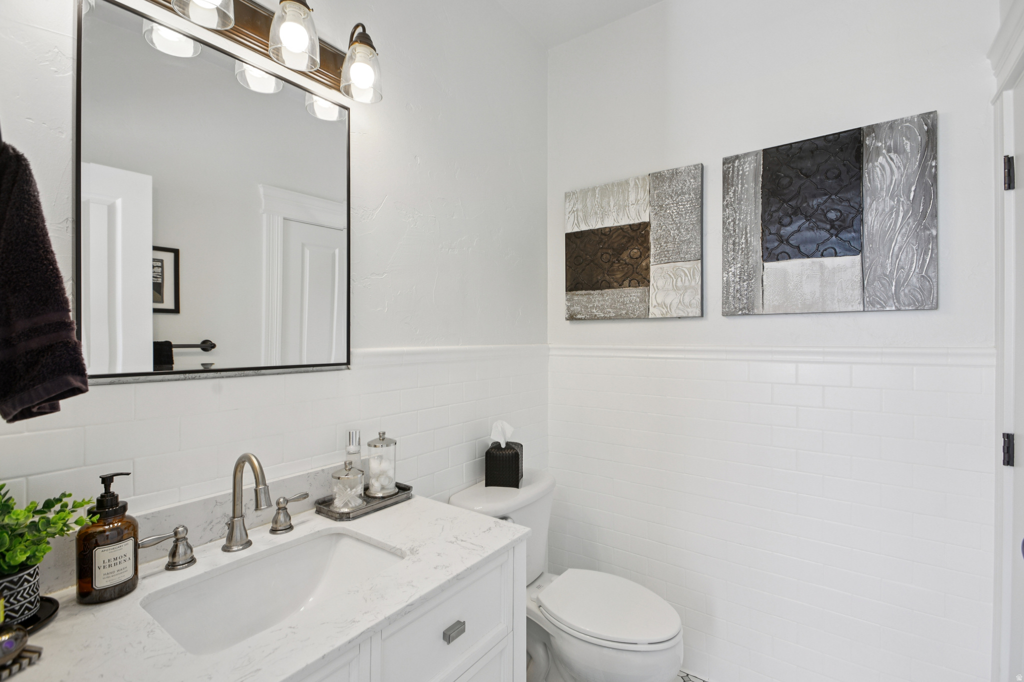 DAYBREAK - Residential