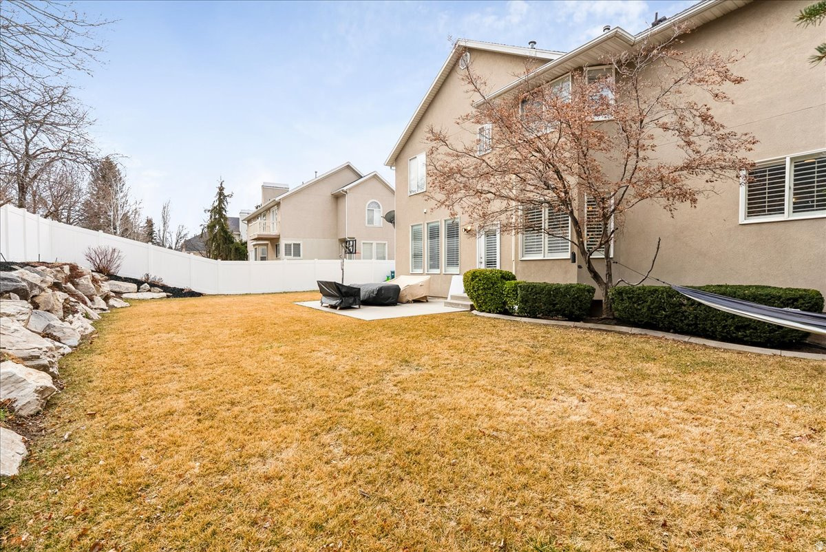 THE HEATHERS - Residential