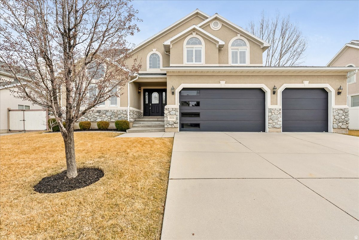 THE HEATHERS - Residential