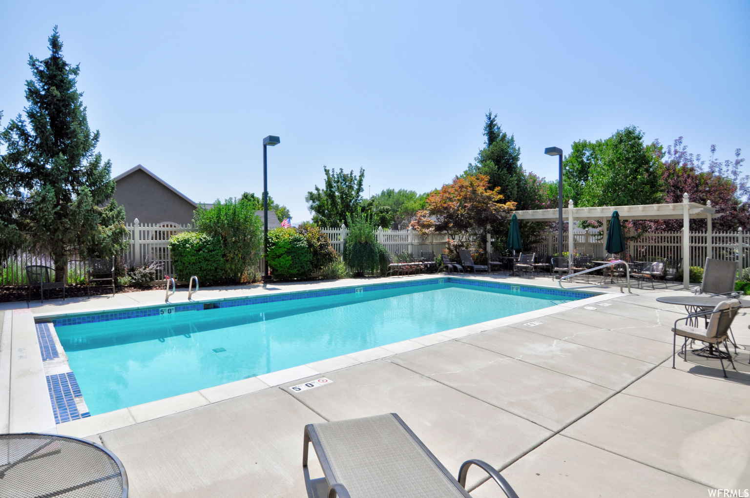 MEADOW PARK - Residential