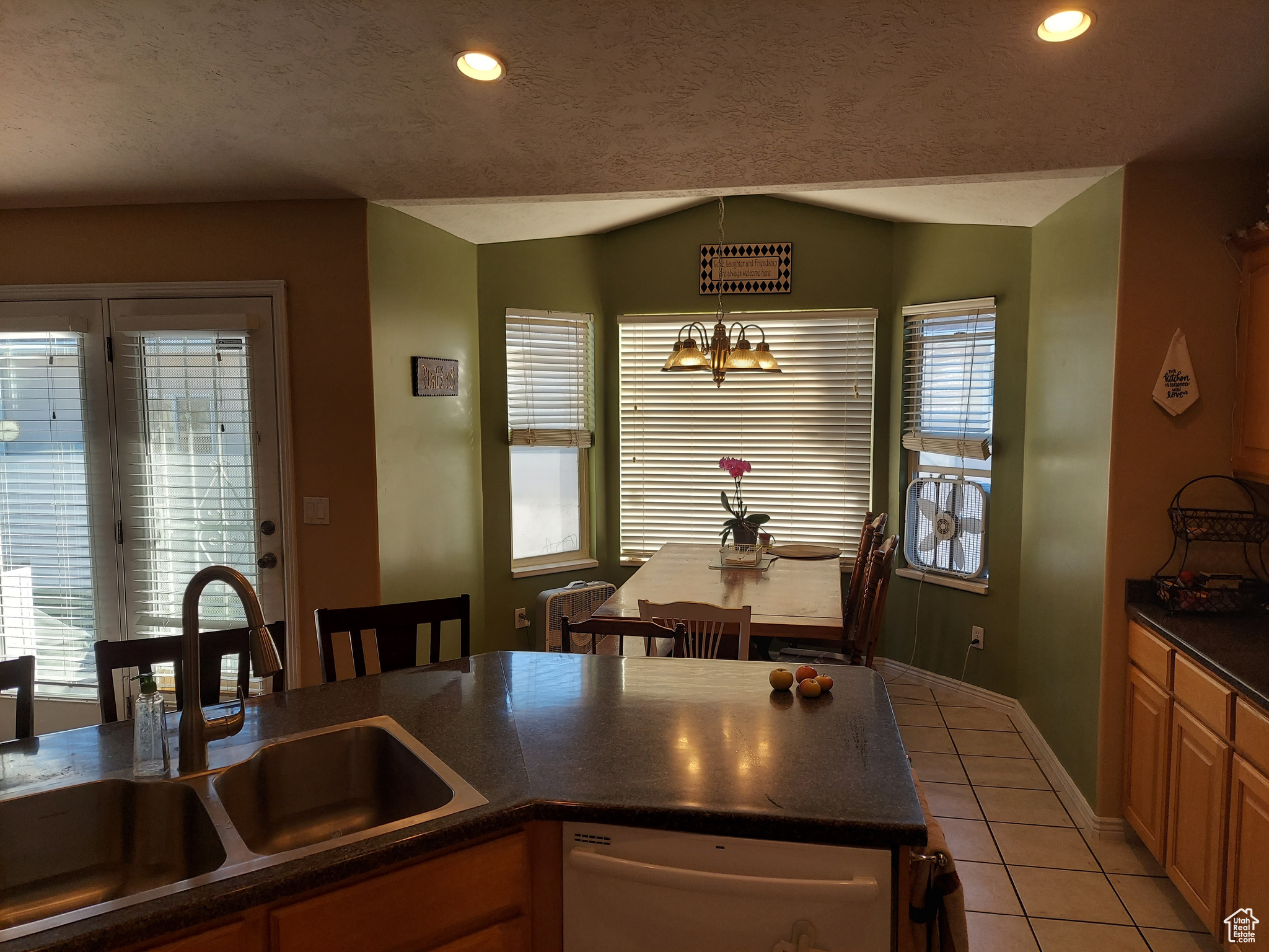 HUNTER VILLAGE PHASE 1 PLAT 4 - Residential