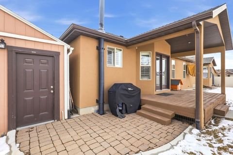 Tiny photo for 332 W 700 N, Santaquin, UT 84655 (MLS # 2139159)