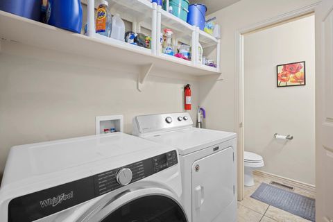 Tiny photo for 332 W 700 N, Santaquin, UT 84655 (MLS # 2139159)