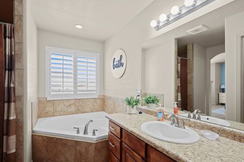 Tiny photo for 332 W 700 N, Santaquin, UT 84655 (MLS # 2139159)