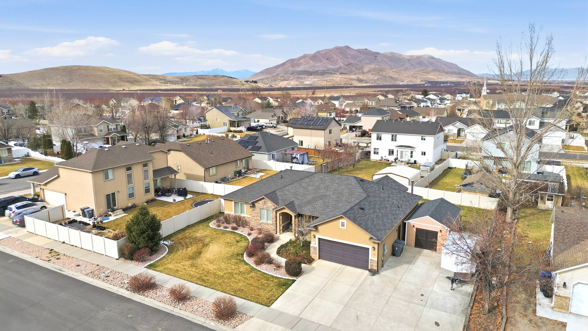 THE ORCHARDS - Residential