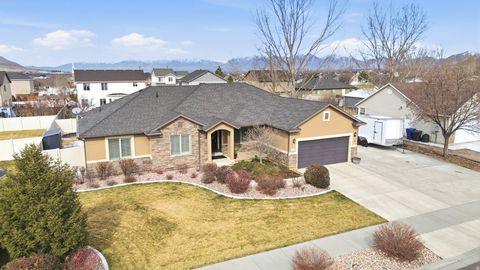 Tiny photo for 332 W 700 N, Santaquin, UT 84655 (MLS # 2139159)
