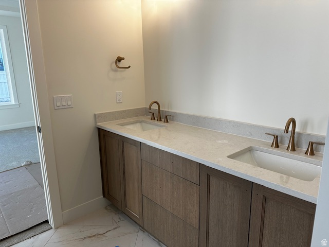 BEACON POINTE - Residential