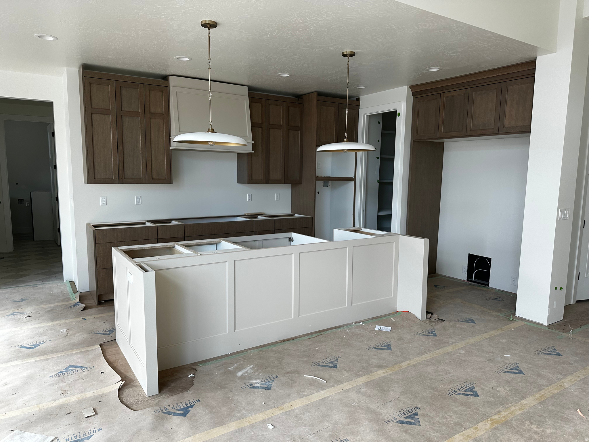 BEACON POINTE - Residential