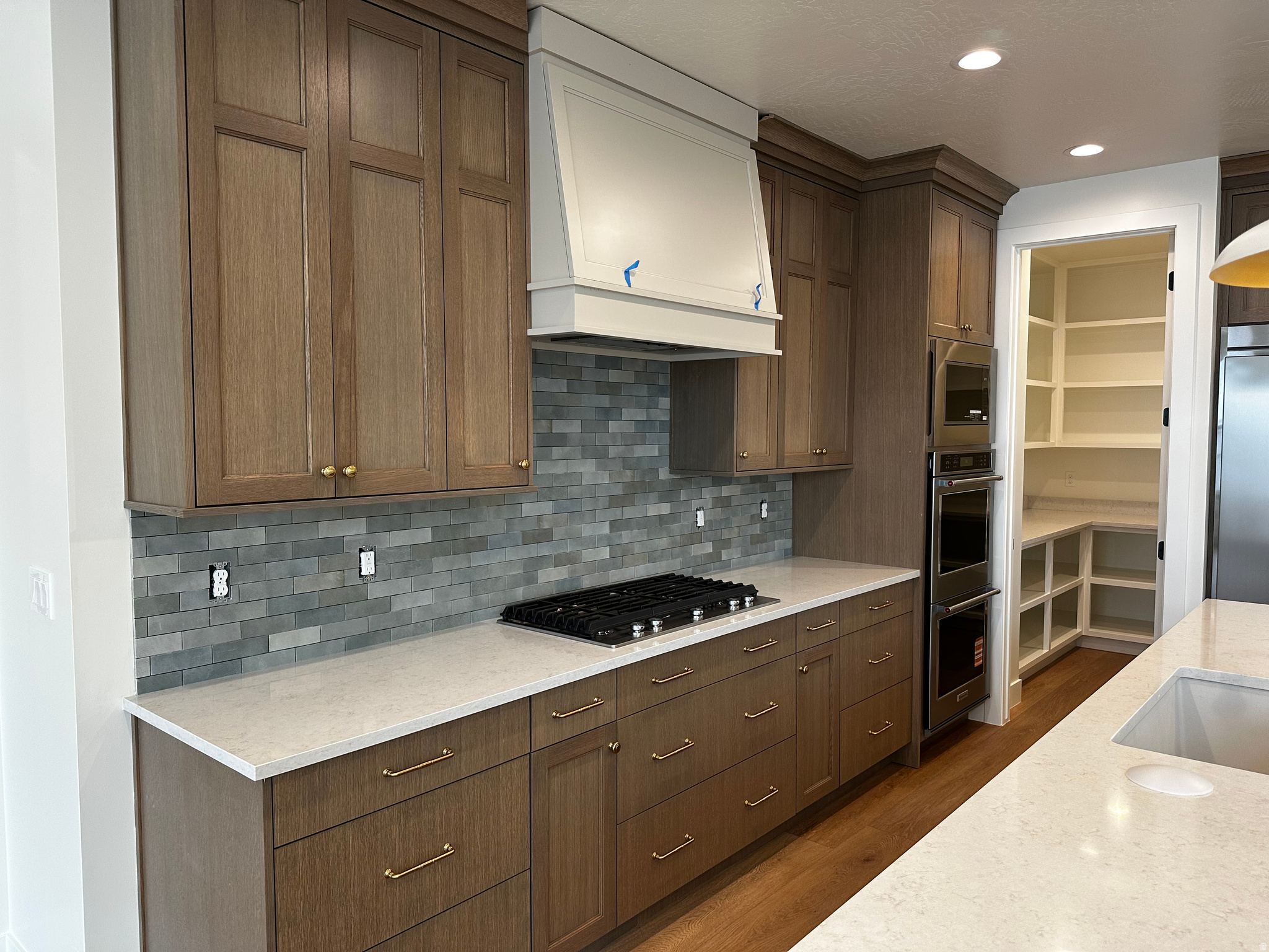 BEACON POINTE - Residential