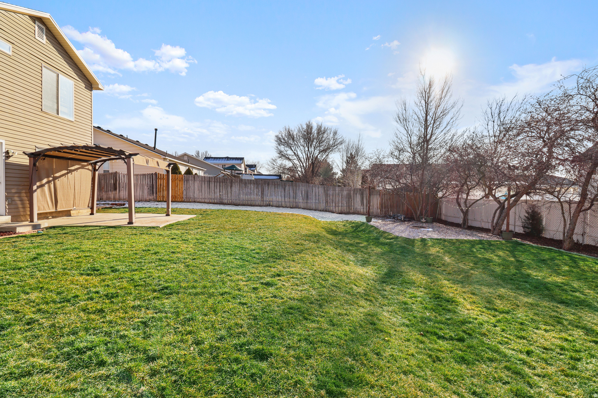 MOUNTAIN RIDGE - Residential