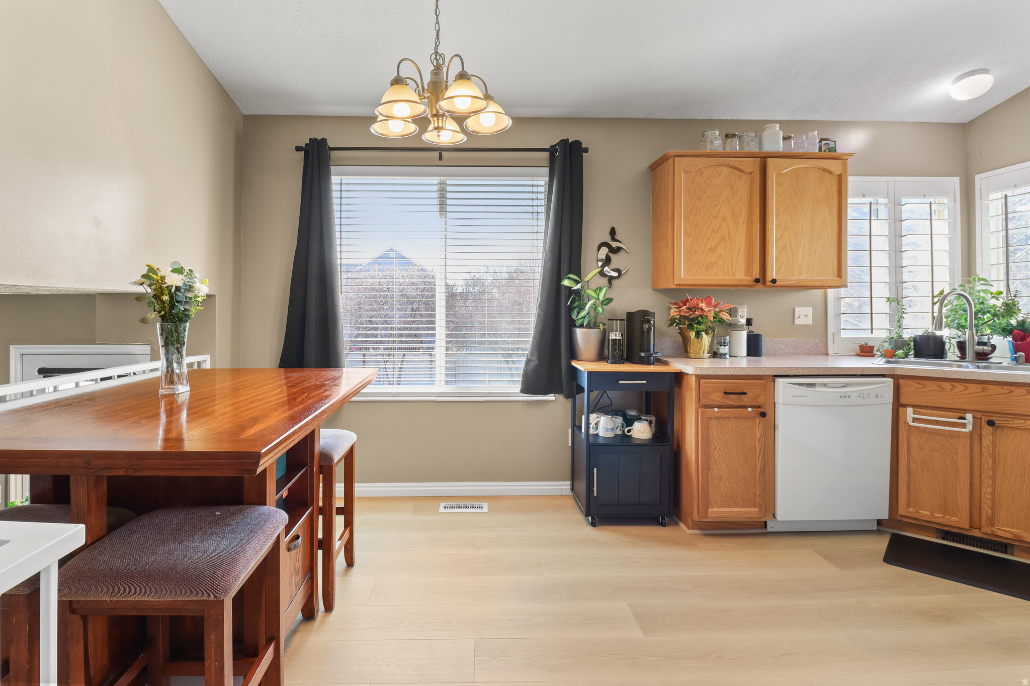 MOUNTAIN RIDGE - Residential