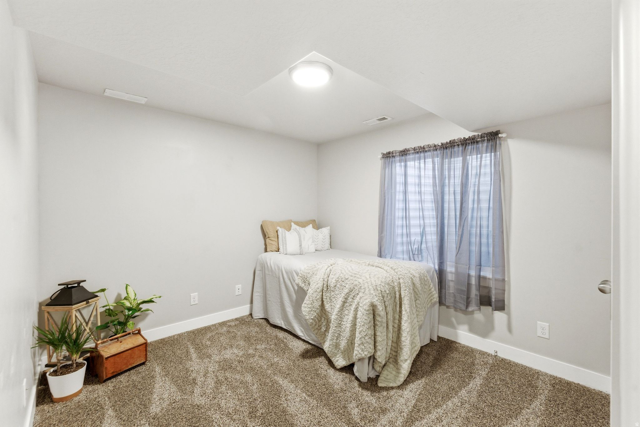COLONIAL PARK PH II - Residential