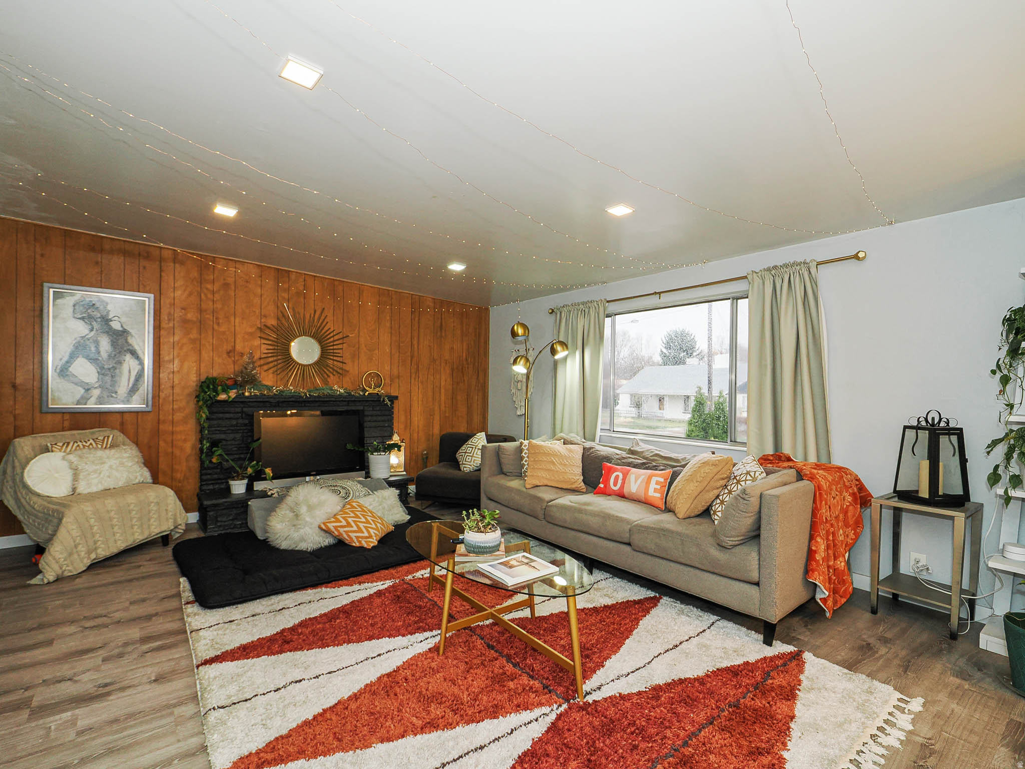 SCOTTSVILLE - Residential