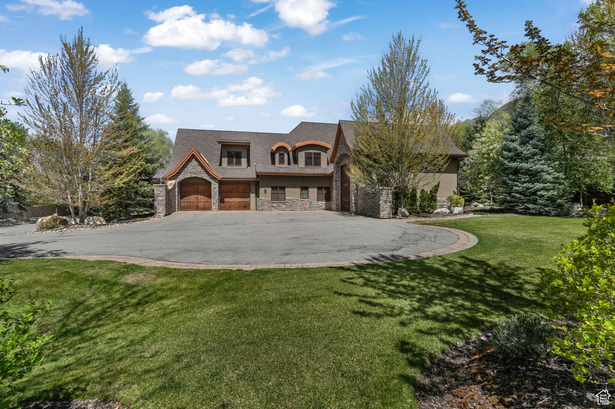 WOODS PUD - Residential