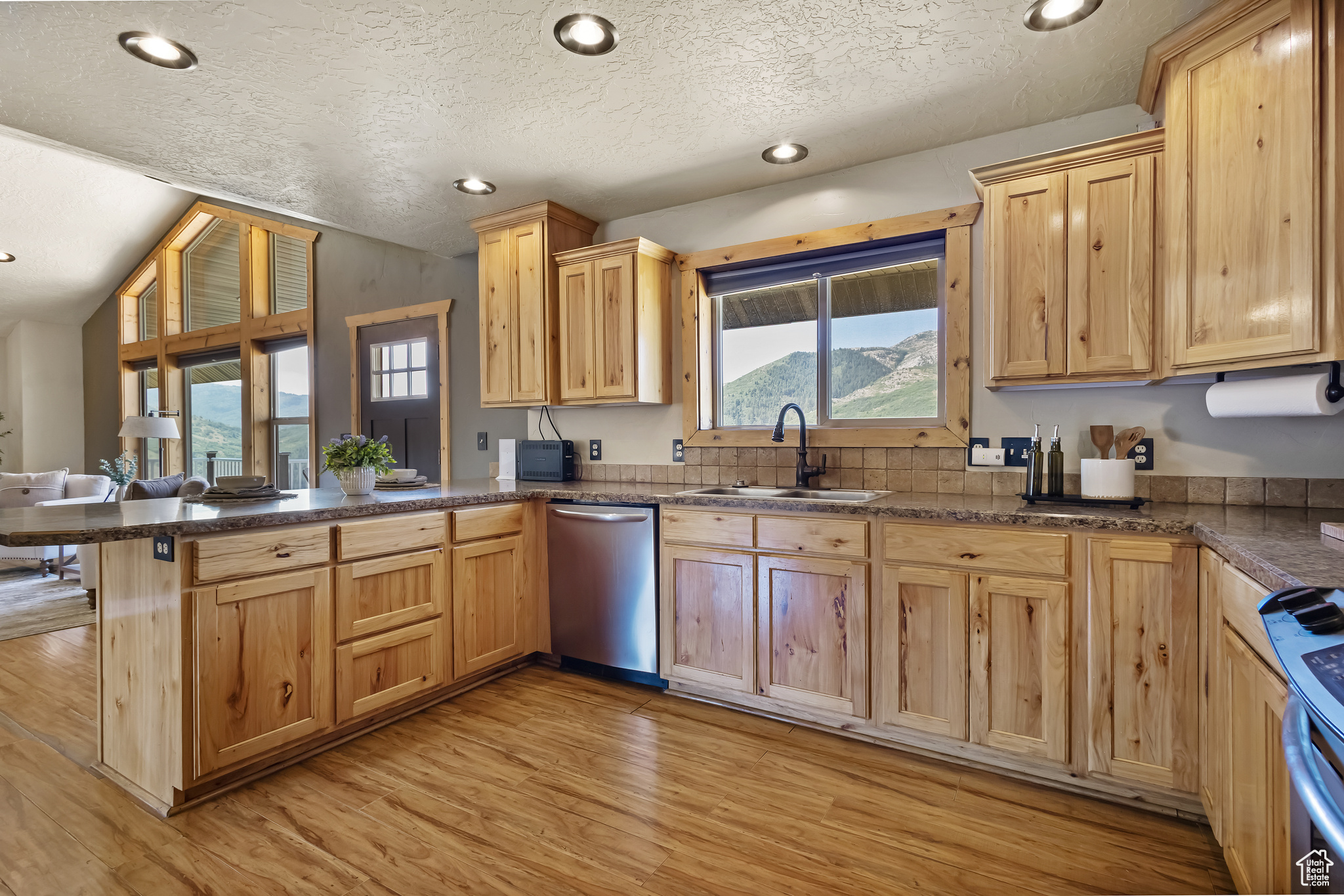 EVERGREEN PARK - Residential