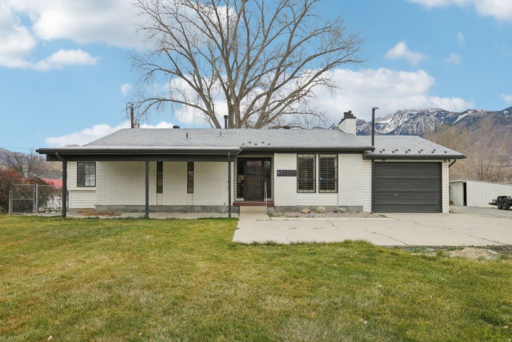 Photo of 11743 S 700 E, Draper, UT 84020 (MLS # 2128133)