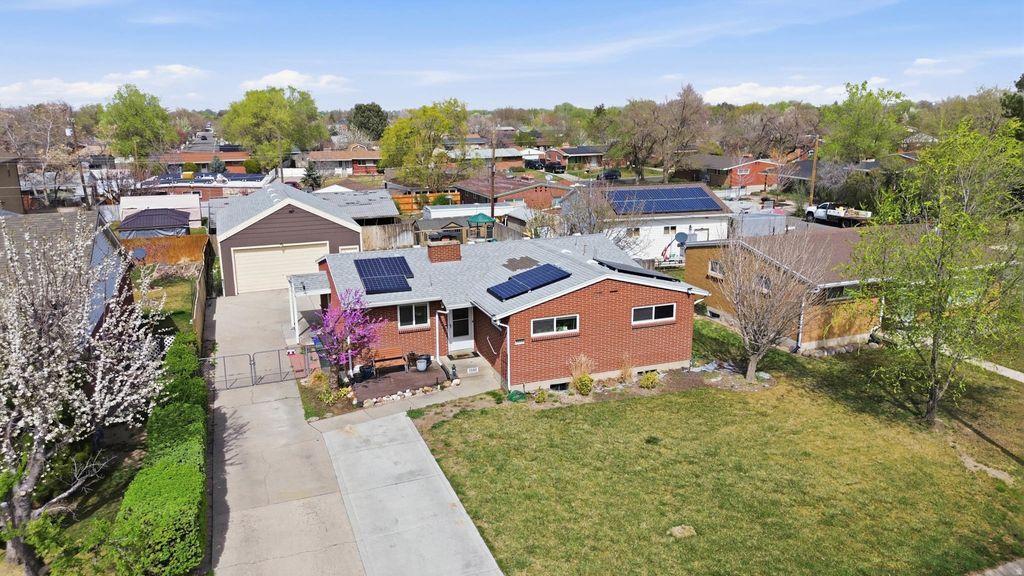 Photo of 3550 W 4305 S, West Valley City, UT 84119 (MLS # 2146423)